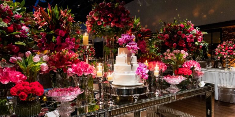 Tipos de mesa de bolo para casamento